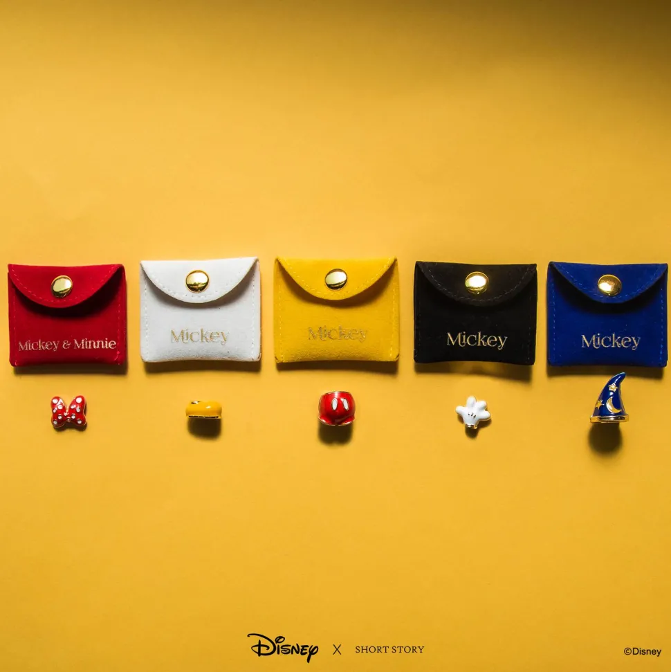 Disney Trinkets Mickey Glove