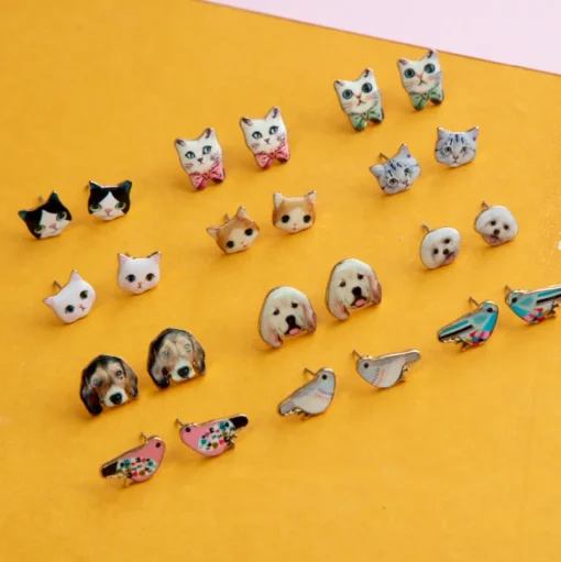 Earring Kitten Snow