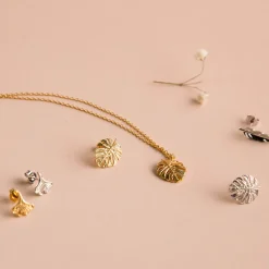 Necklace Monstera Leaf